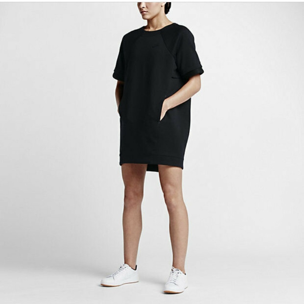Nike Tech Fleece Dress